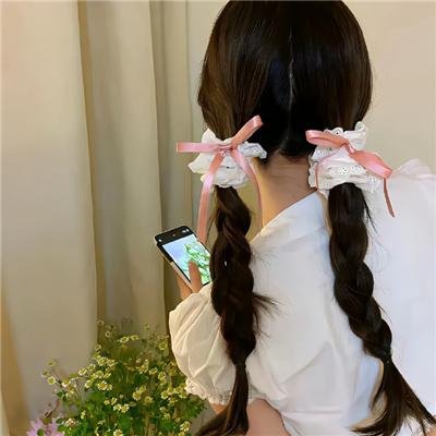 白色谎言封面